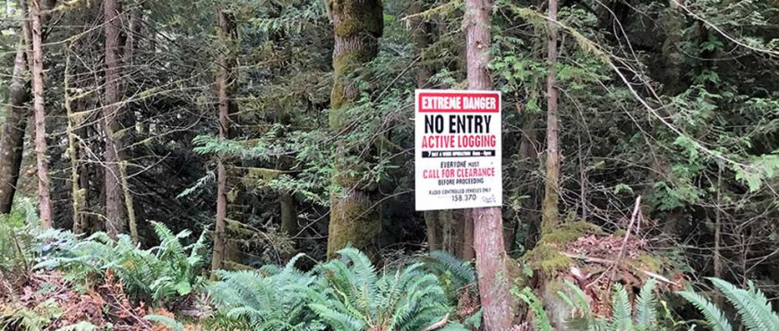 ARC220-Road-Sign-Sechelt-Peninsula